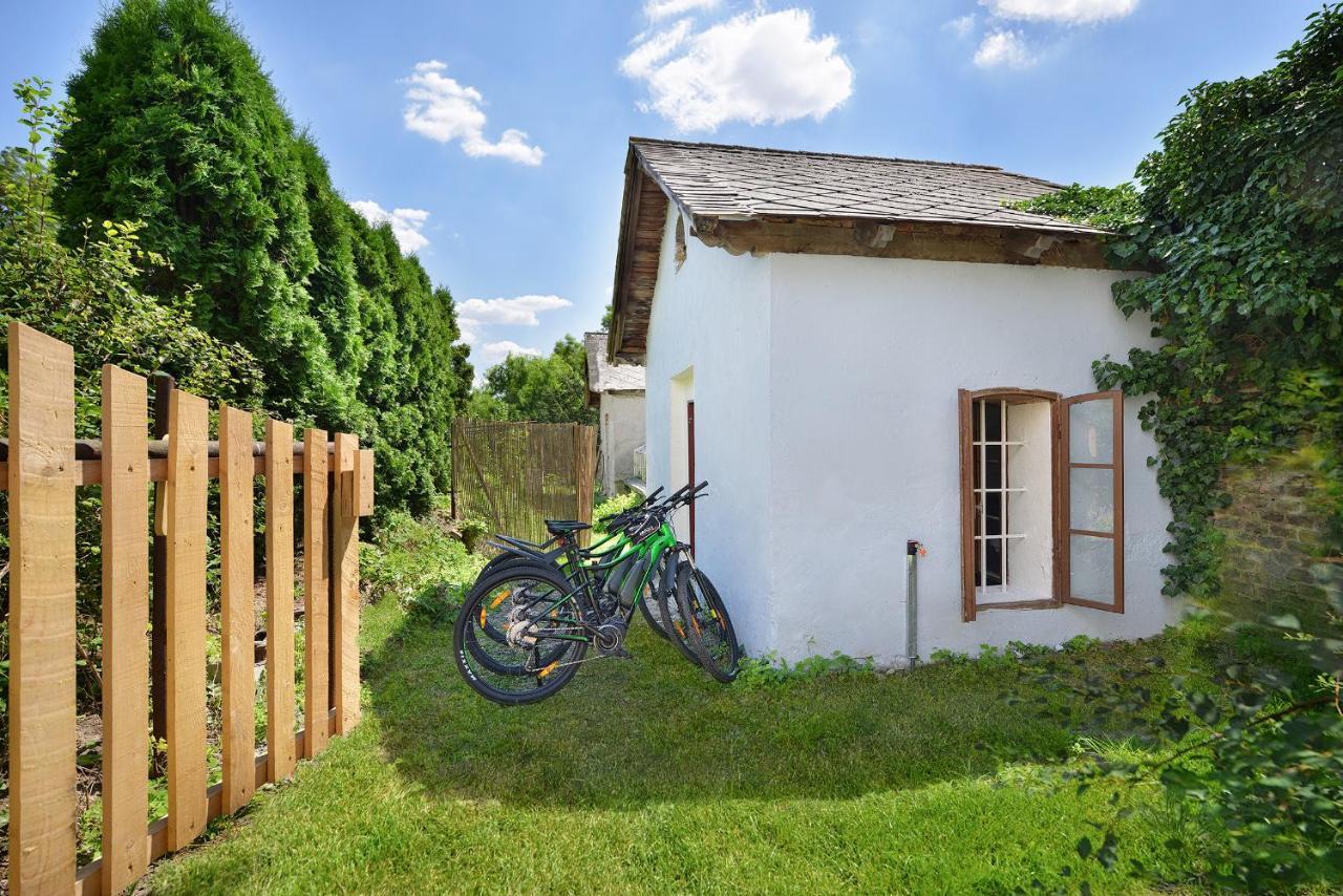 Chateau Loucen Garden Retreat 외부 사진