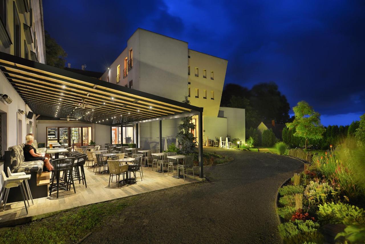 Chateau Loucen Garden Retreat 외부 사진