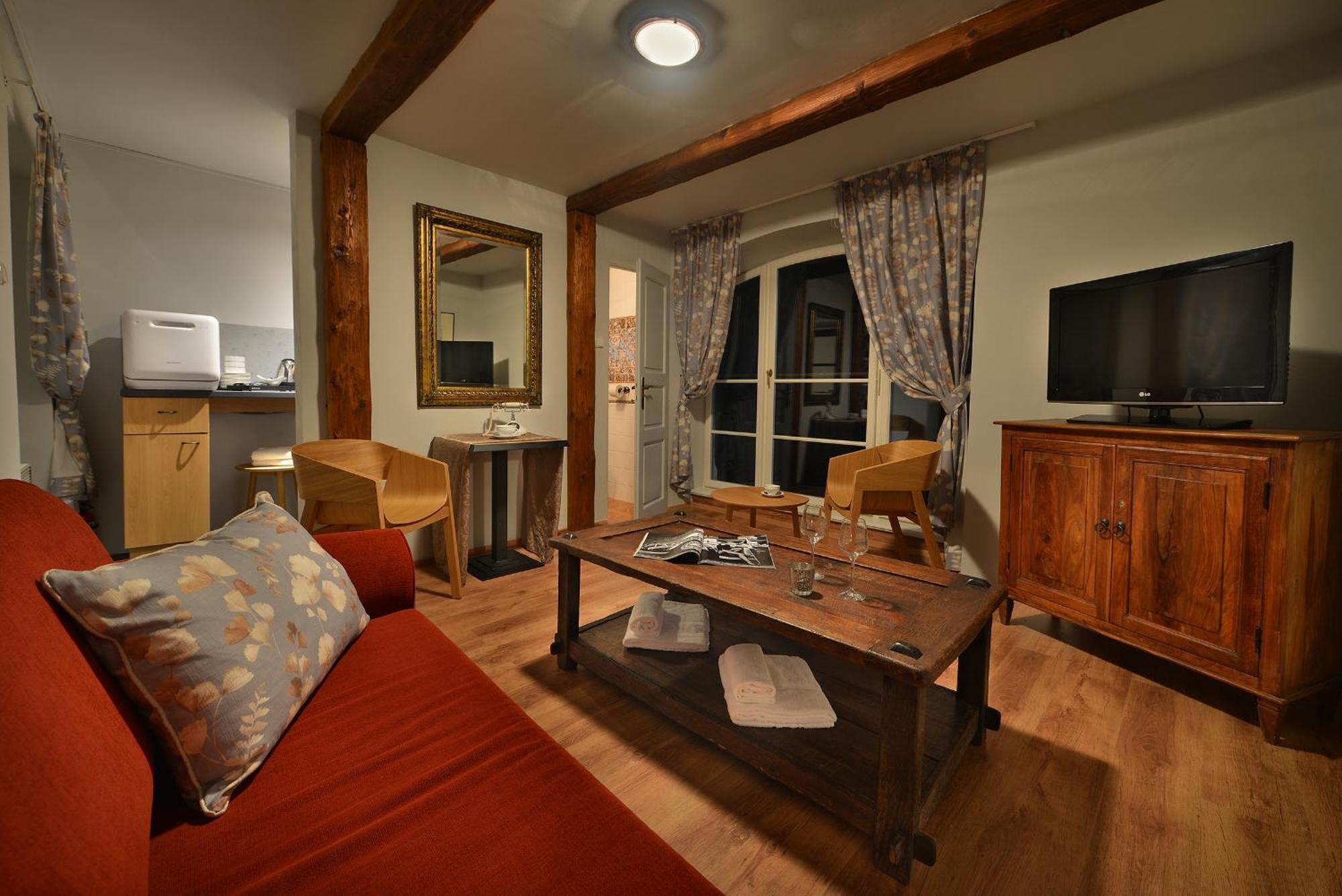 Chateau Loucen Garden Retreat 외부 사진