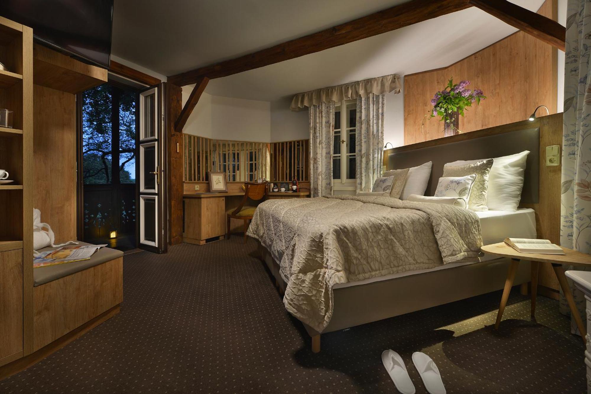 Chateau Loucen Garden Retreat 외부 사진