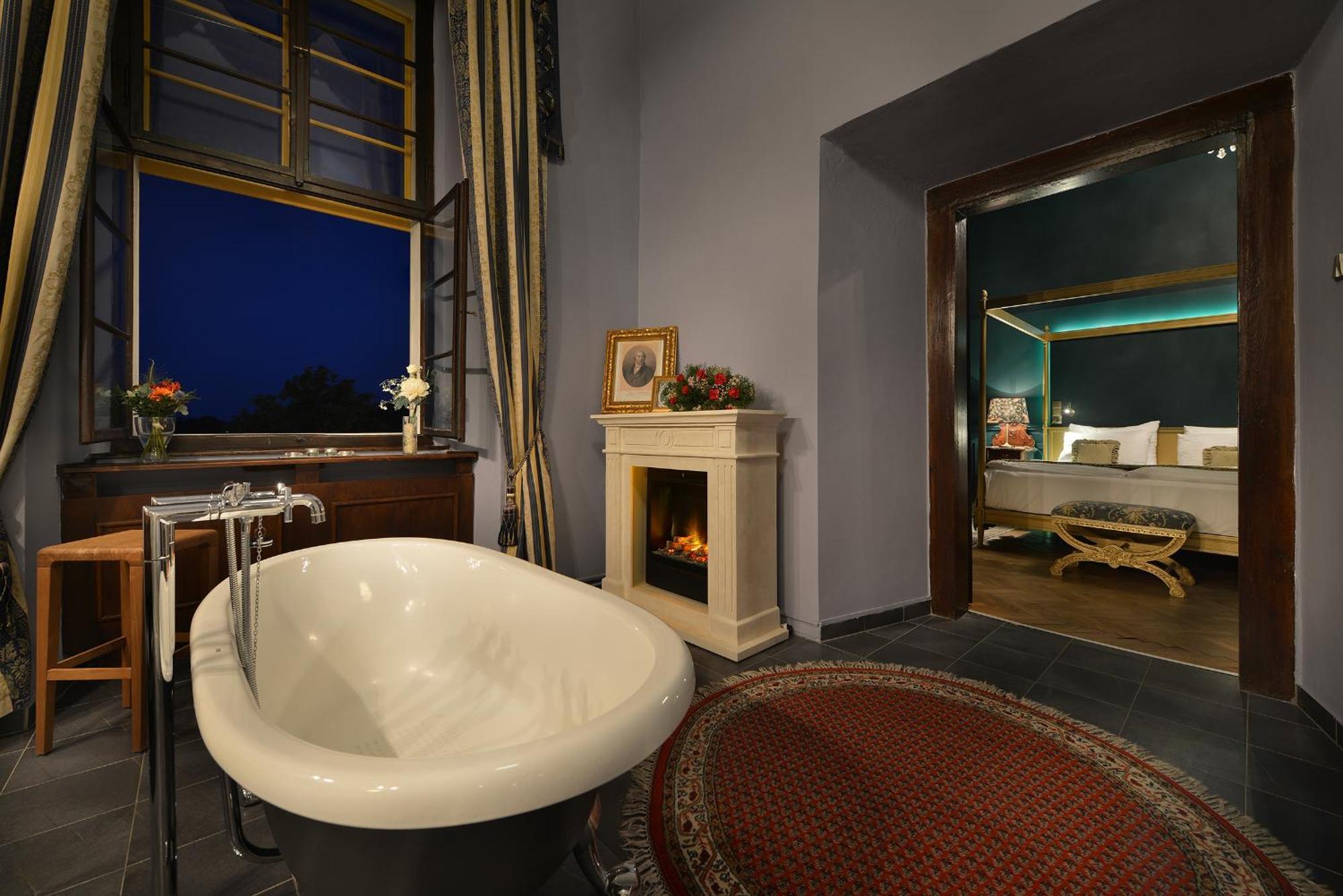Chateau Loucen Garden Retreat 외부 사진