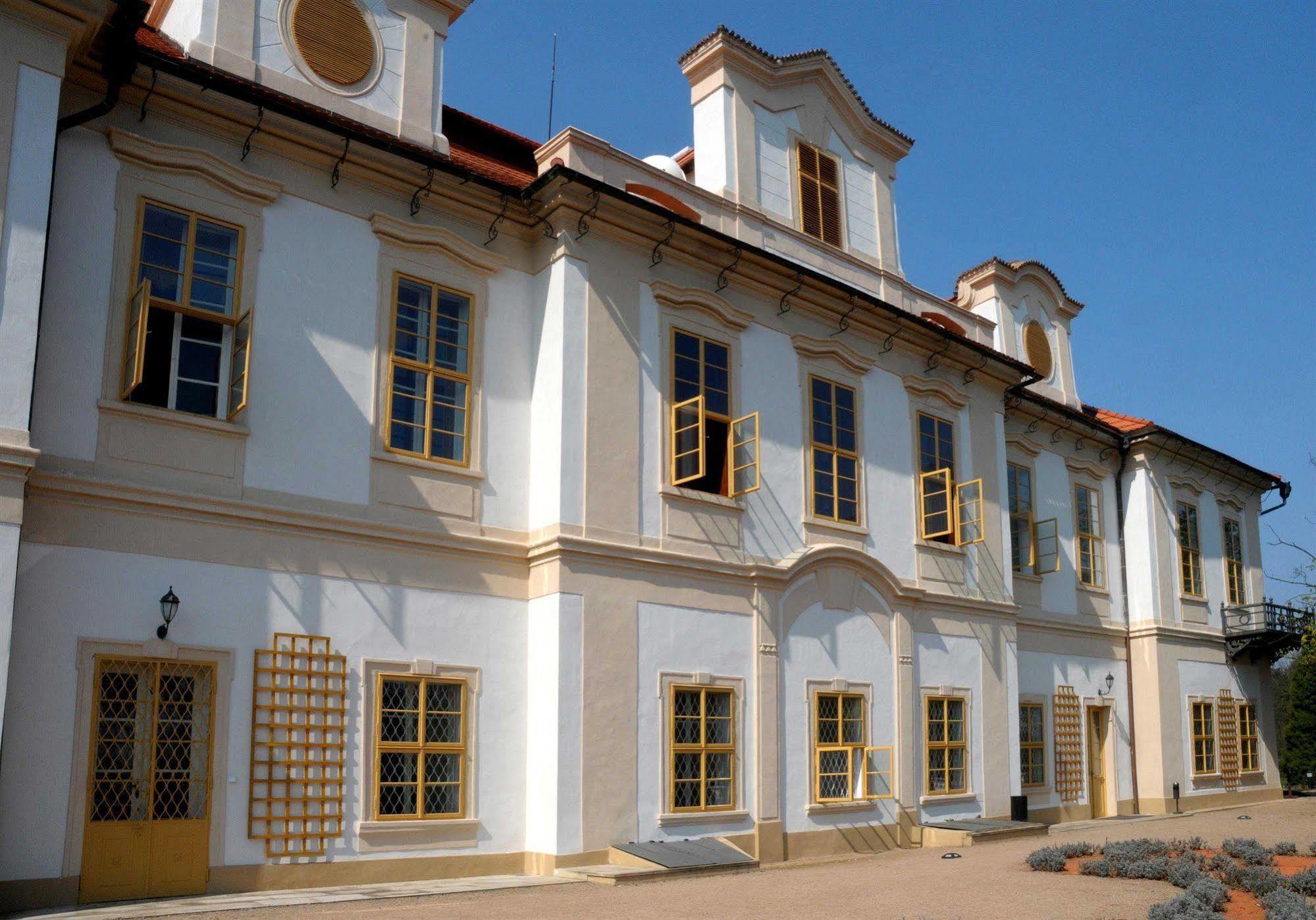Chateau Loucen Garden Retreat 외부 사진