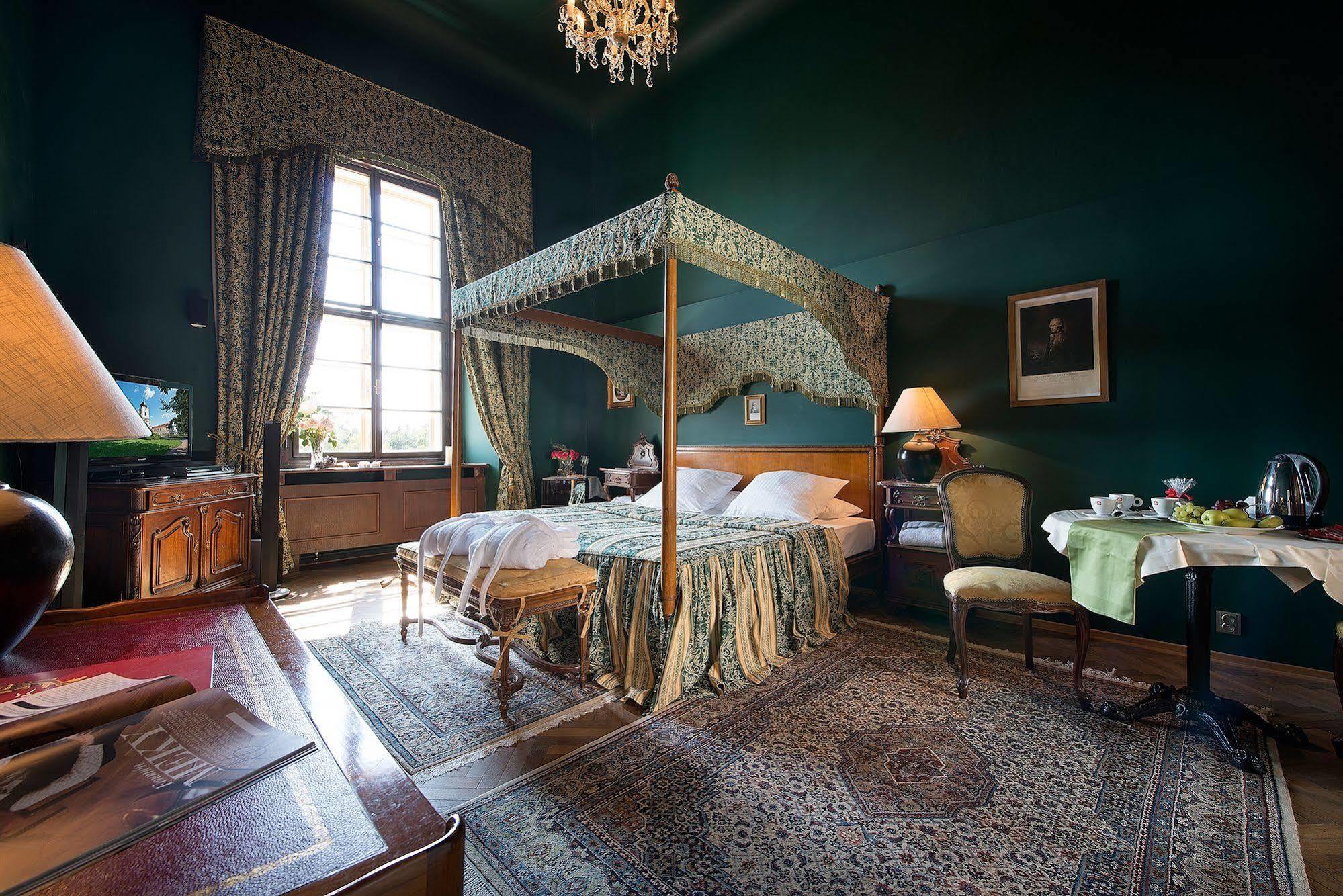 Chateau Loucen Garden Retreat 외부 사진