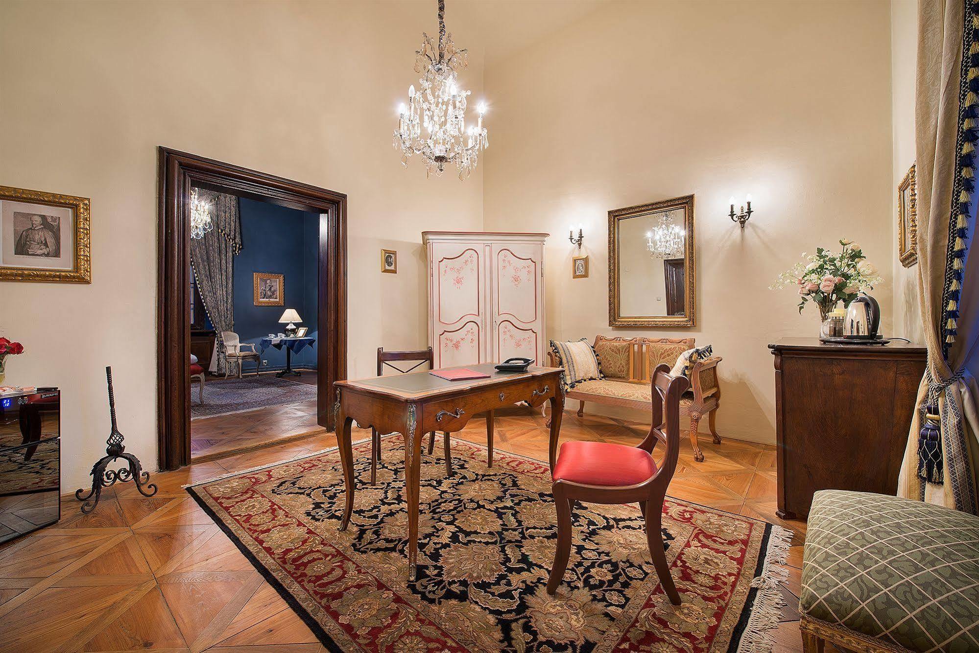 Chateau Loucen Garden Retreat 외부 사진