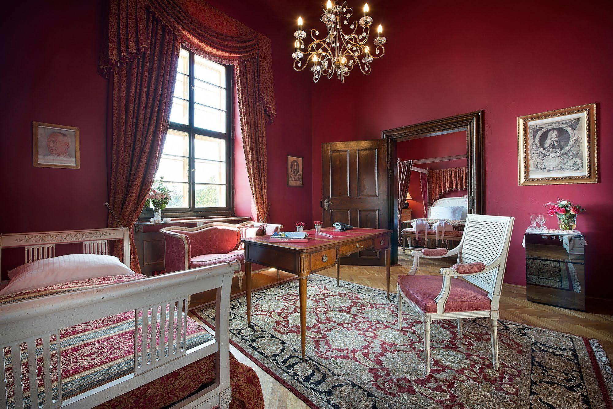 Chateau Loucen Garden Retreat 외부 사진