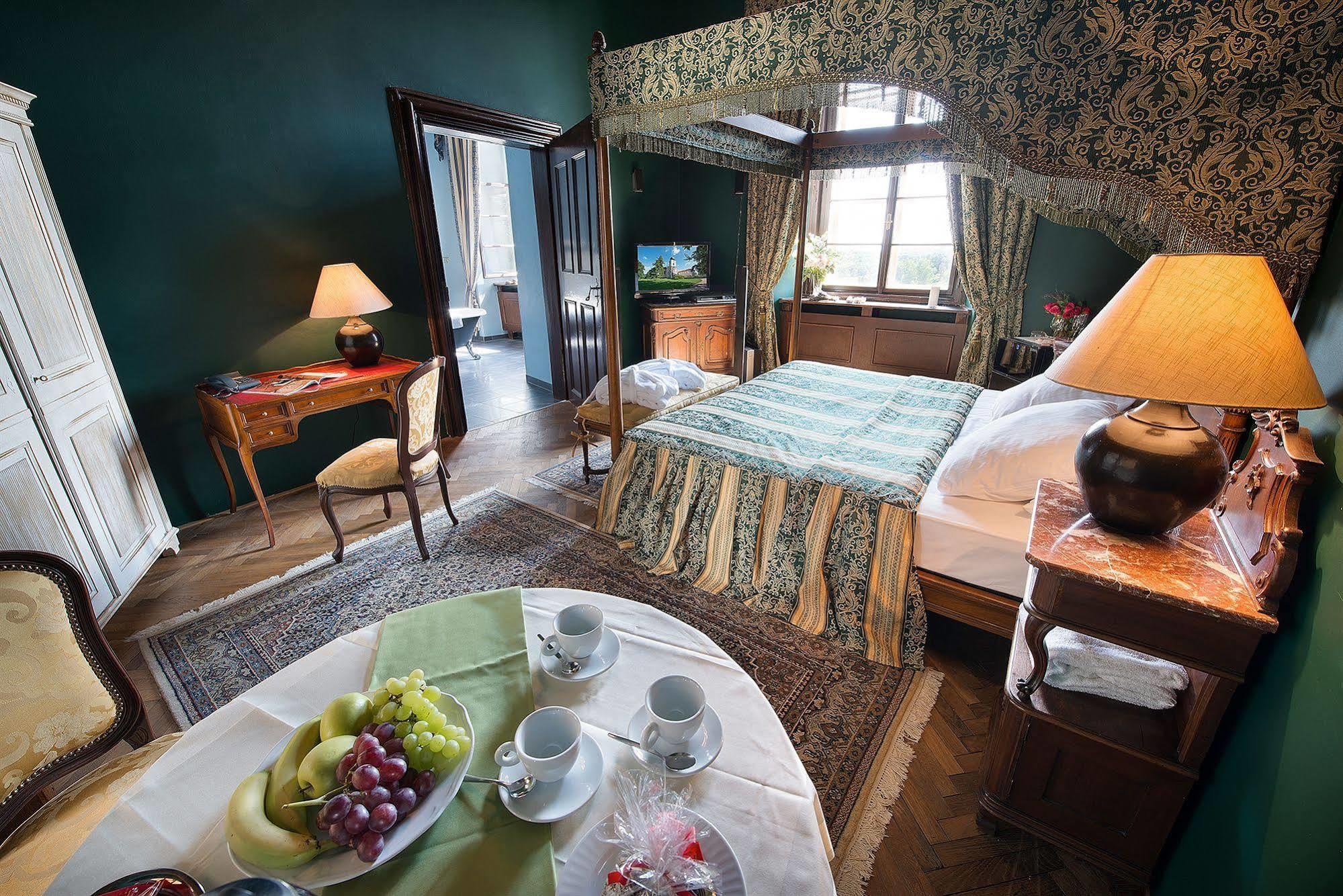 Chateau Loucen Garden Retreat 외부 사진